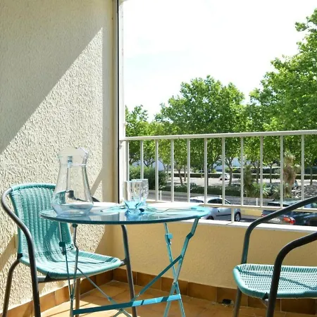 Cap D'agde, 1 Piece, 2 Personnes - Fr-1-249-104