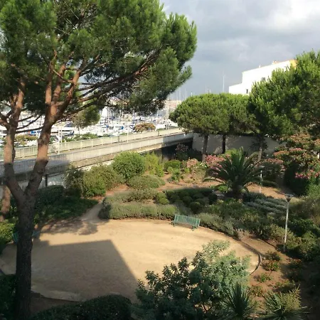 Apartment Cap D'agde, 1 Piece, 2 Personnes - Fr-1-249-104