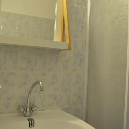 Apartment Cap D'agde, 1 Piece, 2 Personnes - Fr-1-249-104 Agde
