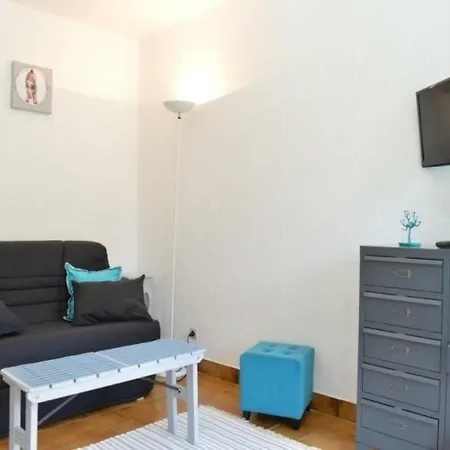 Apartment Cap D'agde, 1 Piece, 2 Personnes - Fr-1-249-104
